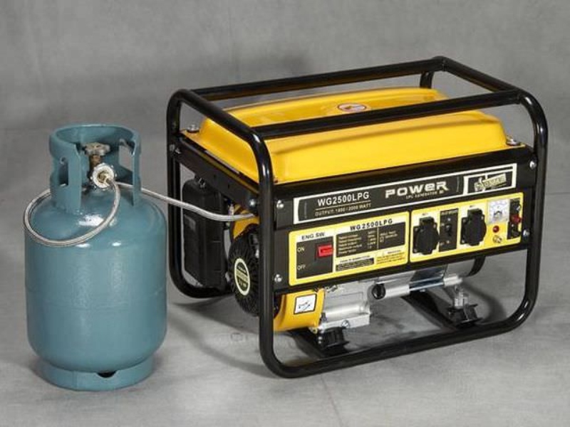 How Much Gas Does A Generator Use Per Hour
